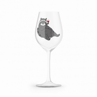 Glass raccoon with wine