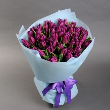 Bouquet of tulips Violet