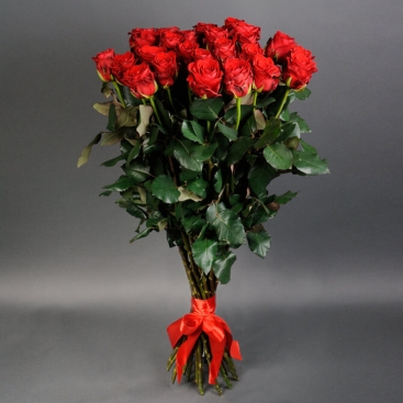 Букет із 25 троянд Марічка