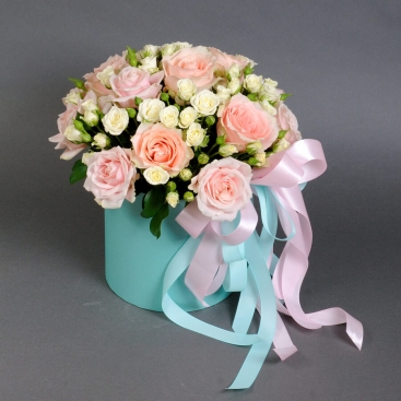 Композиція із троянд спрей