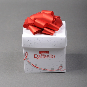 Конфеты Rafaello Куб