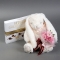Зайчонок с букетом цветов и конфетами - Фото 2